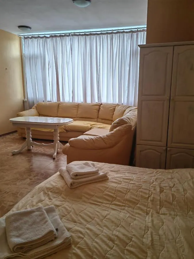 Хотел Тримата Мускетари 0*, Varna Bulgaria