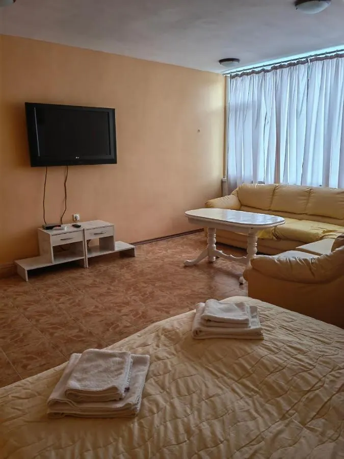Hotel Хотел Тримата Мускетари